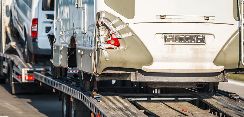 Jak bezpiecznie sprowadzić używane auto z Europy Zachodniej w 2026 roku?