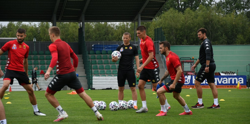 Niestety treningi oraz mecze kontrolne w Uniejowie odbywają się bez udziału publiczności. Fot. Michał Kubacki