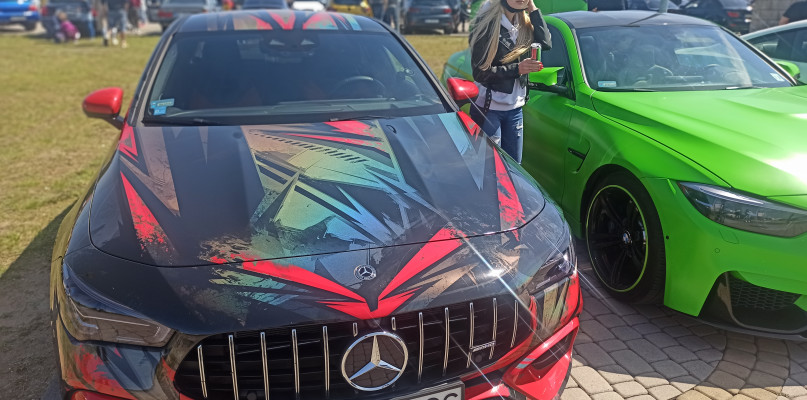 Zlot ,,Moto Fest Uniejów'' zorganizowali 9 maja 2021 roku ,,Auto Pasjonaci - Łódzkie". Do Uniejowa z całego kraju zjechali amatorzy motoryzacji, którzy co roku organizują tego typu spotkania na facebookowych grupach.