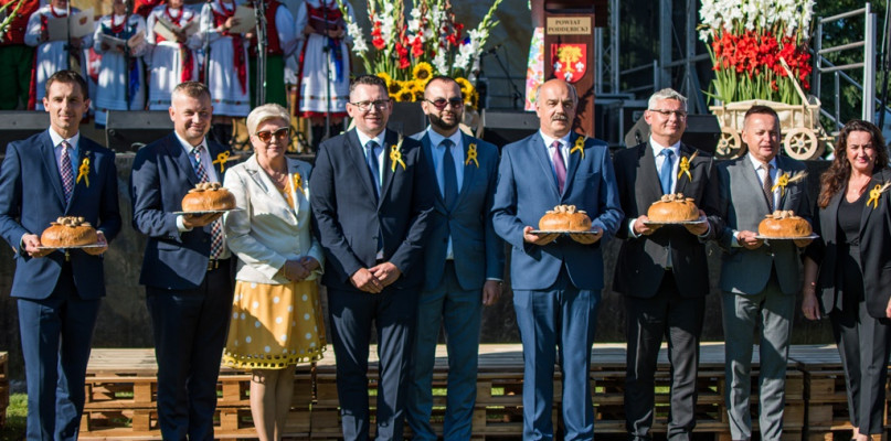 IX Dożynki Powiatu Poddębickiego w Dalikowie