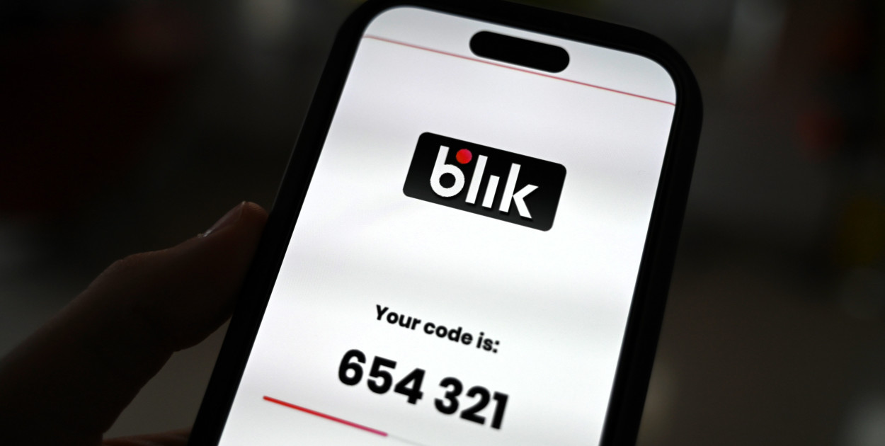 Codzienny przelew BLIK do znajomego? Skarbówka może to sprawdzać