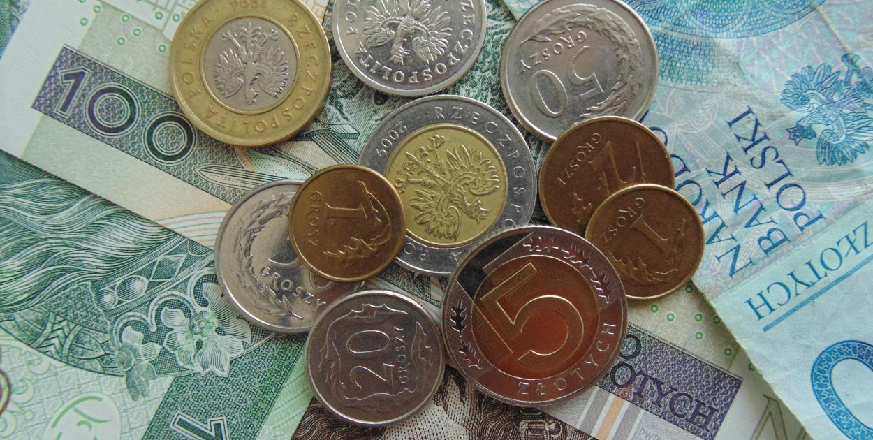 Nowe regulacje dla dorabiających. Od grudnia zmieniają się limity