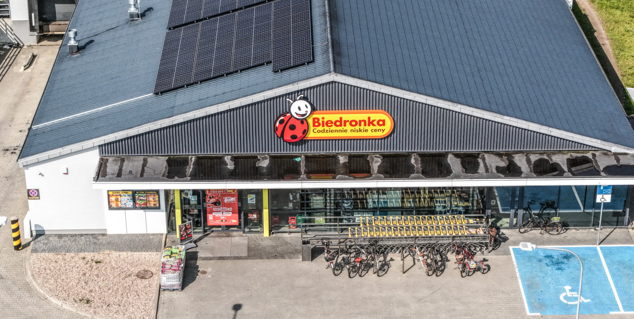 Biedronka zapłaci potężną karę od UOKiK. Sieć kusiła niejasną promocją