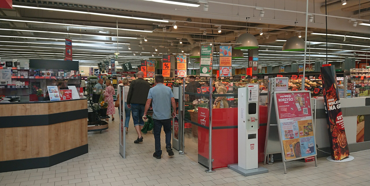 Niedzielne zakupy pod znakiem zapytania. Pracownicy Kauflandu szykują strajk