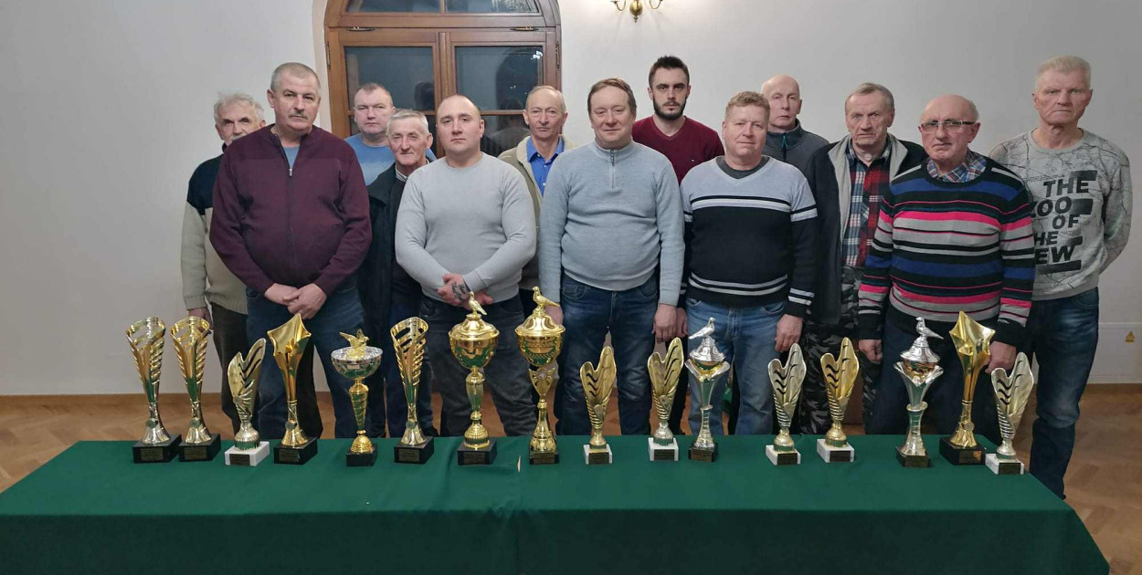 49 lat tradycji w Uniejowie. Hodowcy gołębi podsumowali sezon